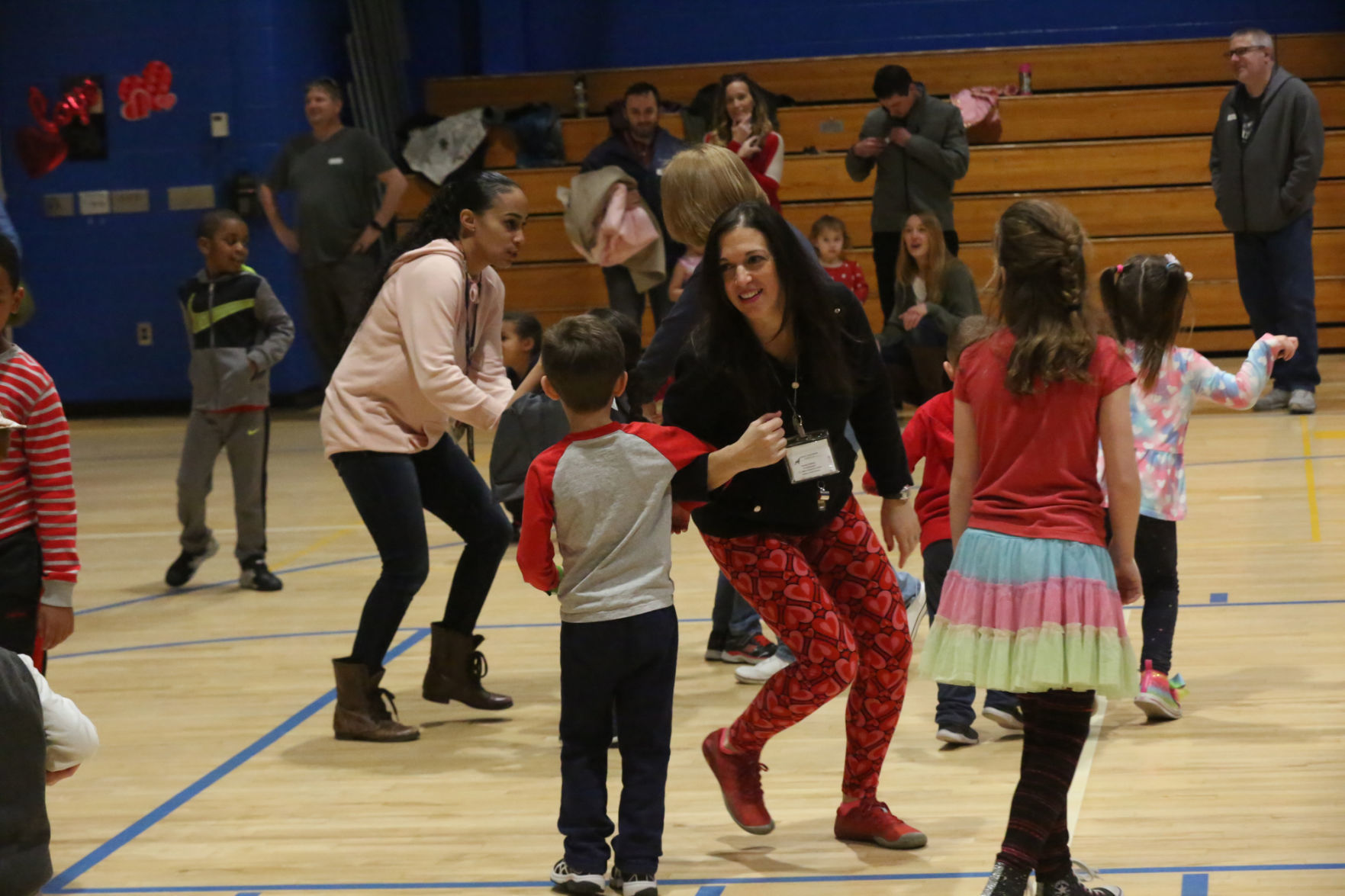 Marsh School dance and jump rope contest